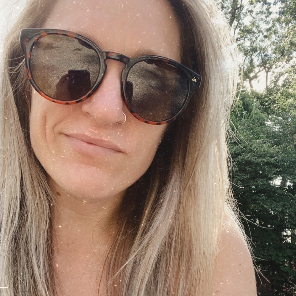 Meet your Posher, Amanda